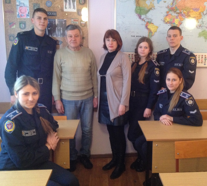 Засідання наукового гуртка кафедри іноземних мов