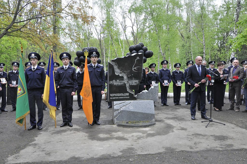 Представники університету взяли участь у заходах із вшанування пам’яті загиблих ліквідаторів аварії на ЧАЕС, які відбулись у Комінтернівському районі Харкова