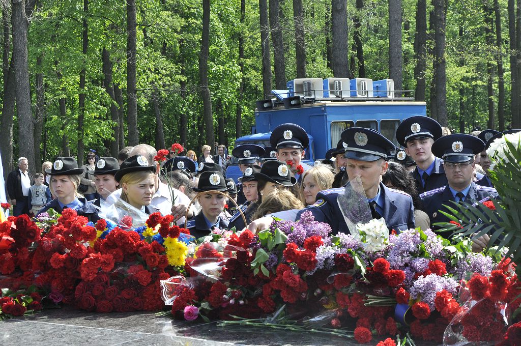Університет взяв участь у покладанні квітів на Меморіалі Слави