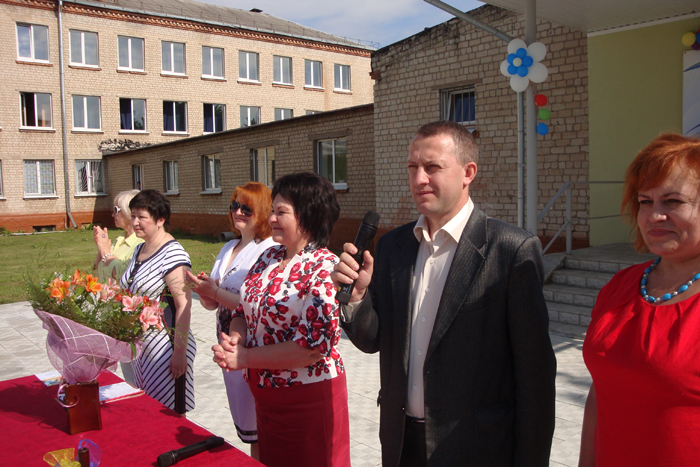 Свято останнього дзвоника у підшефній школі-інтернаті