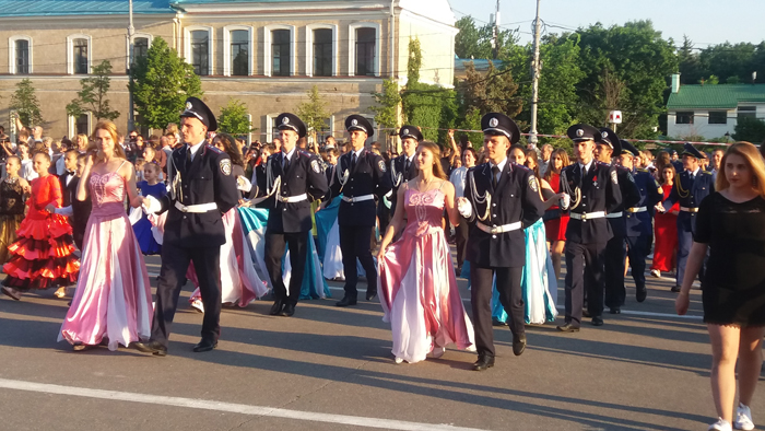 Курсанти та студенти університету взяли участь у ІІ Фестивалі бальних танців