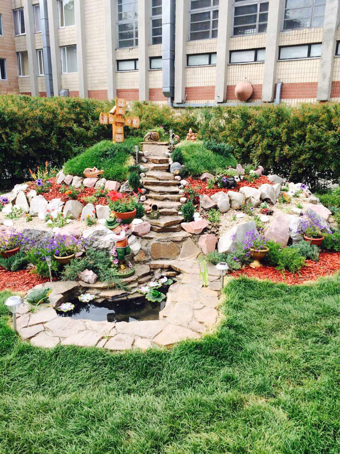 Конкурс із благоустрою території університету триває