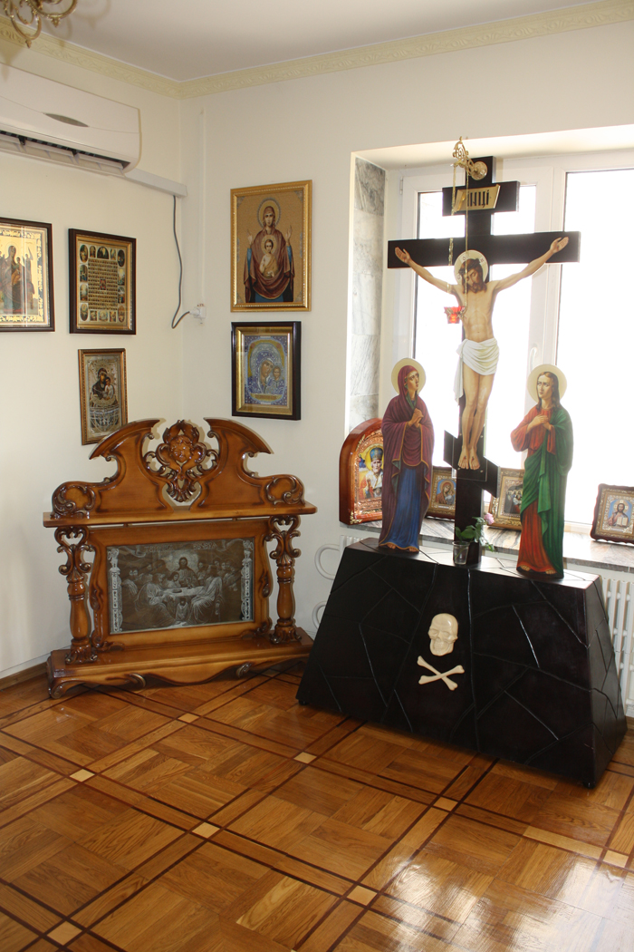 Три нові ікони передано в дар Храмові 