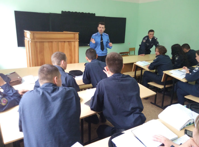 Брейн-ринг з теорії держави і права для курсантів факультету № 1 ХНУВС