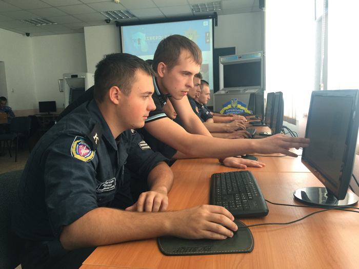 Бінарне практичне заняття працівників кафедри криміналістики, судової медицини та психіатрії ХНУВС за участі працівника відділу протидії кіберзлочинам Слобожанського управління кіберполіції