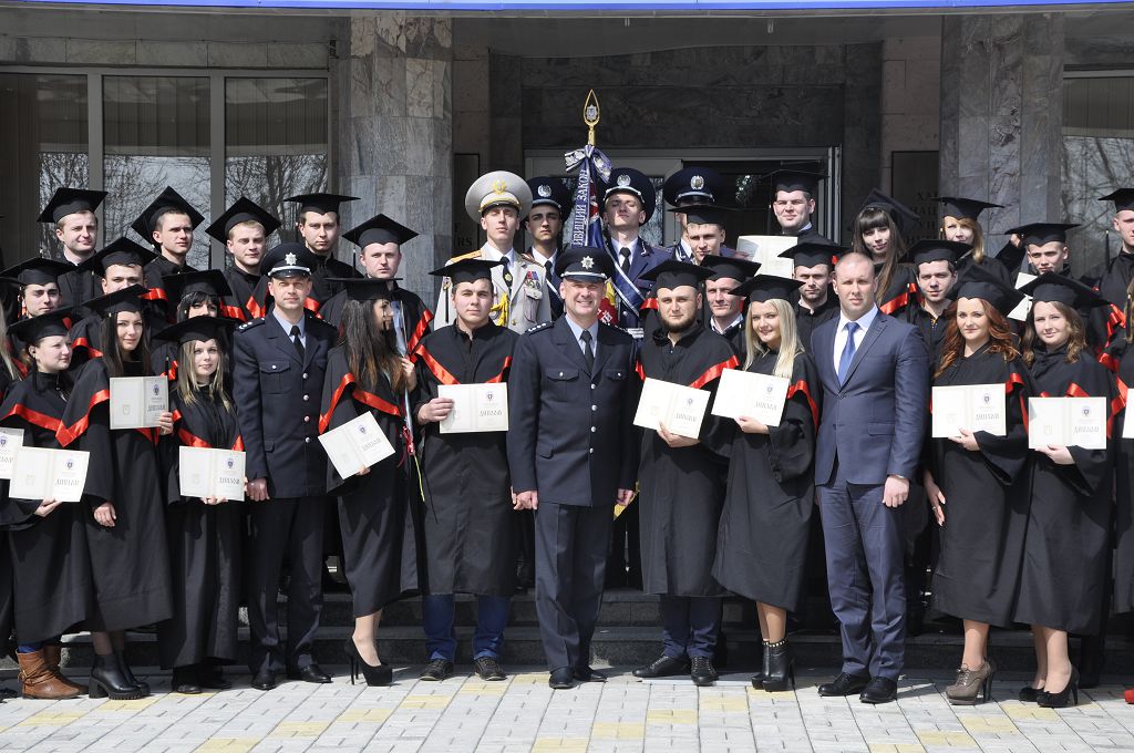 Приєднуйтесь до нас! Вступайте до Харківського національного університету внутрішніх справ! 