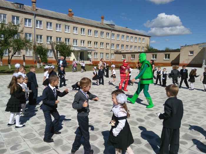 Representatives of the University gave a celebration of Knowledge Day for pupils