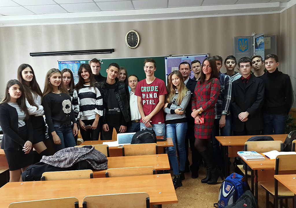 Бінарне заняття для школярів