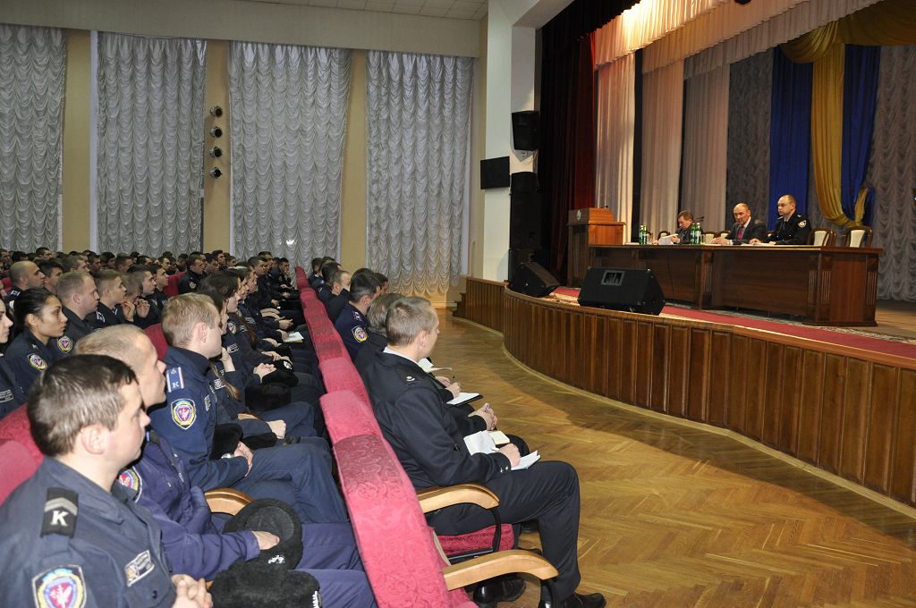 Керівництво університету зустрілося з курсантами випускних курсів