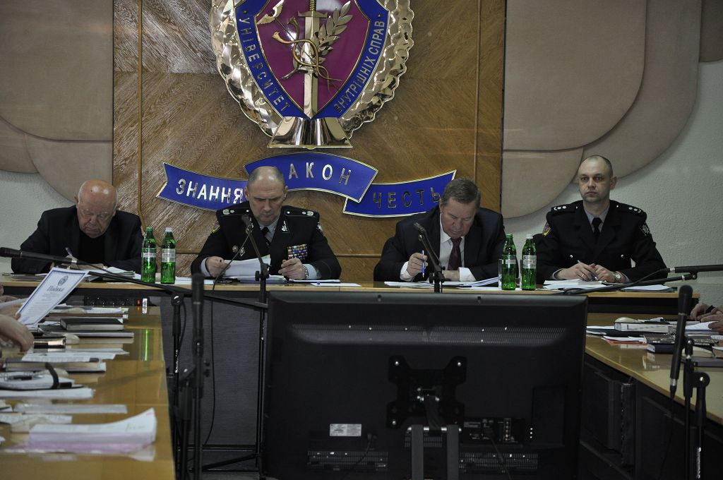 Ректор вручив нагороди працівникам та курсантам ХНУВС