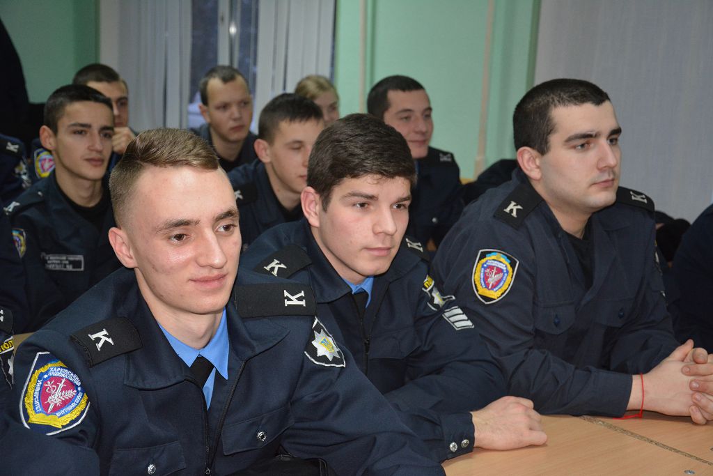 Перший проректор зустрівся з курсантами випускних курсів