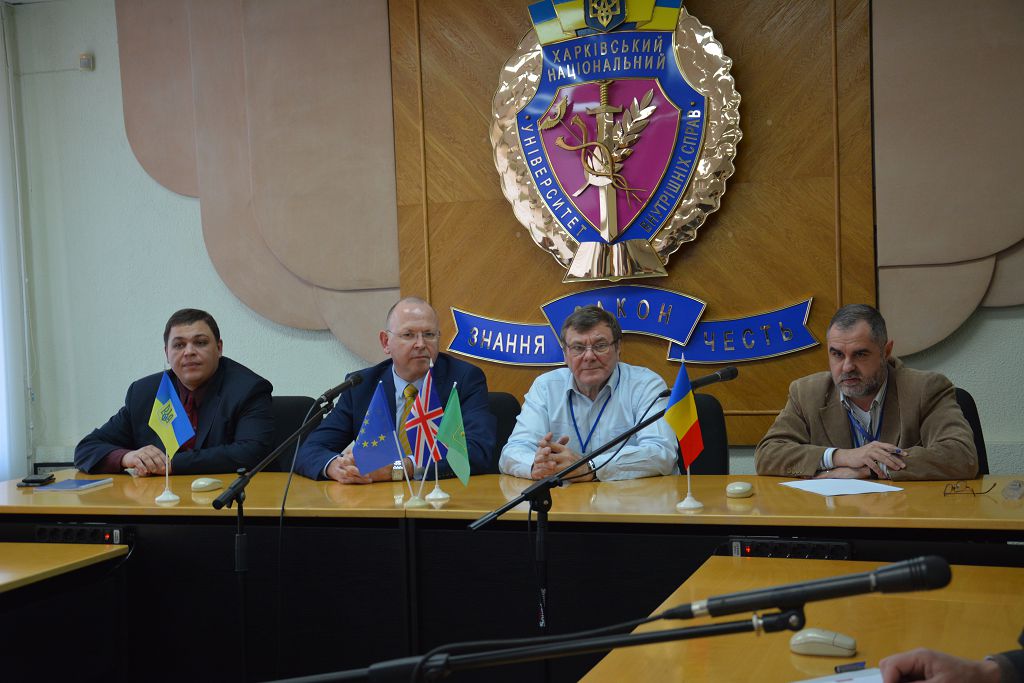 В університеті відбувся круглий стіл «Діалог культур»