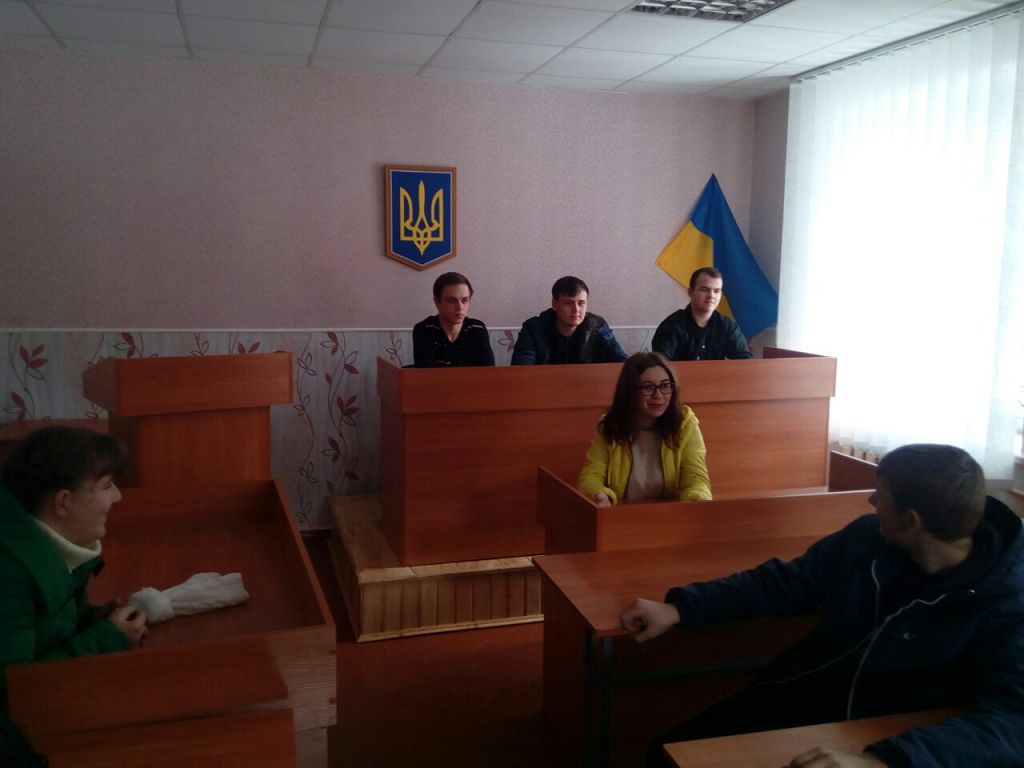 Екскурсія школярів до Сумської філії ХНУВС