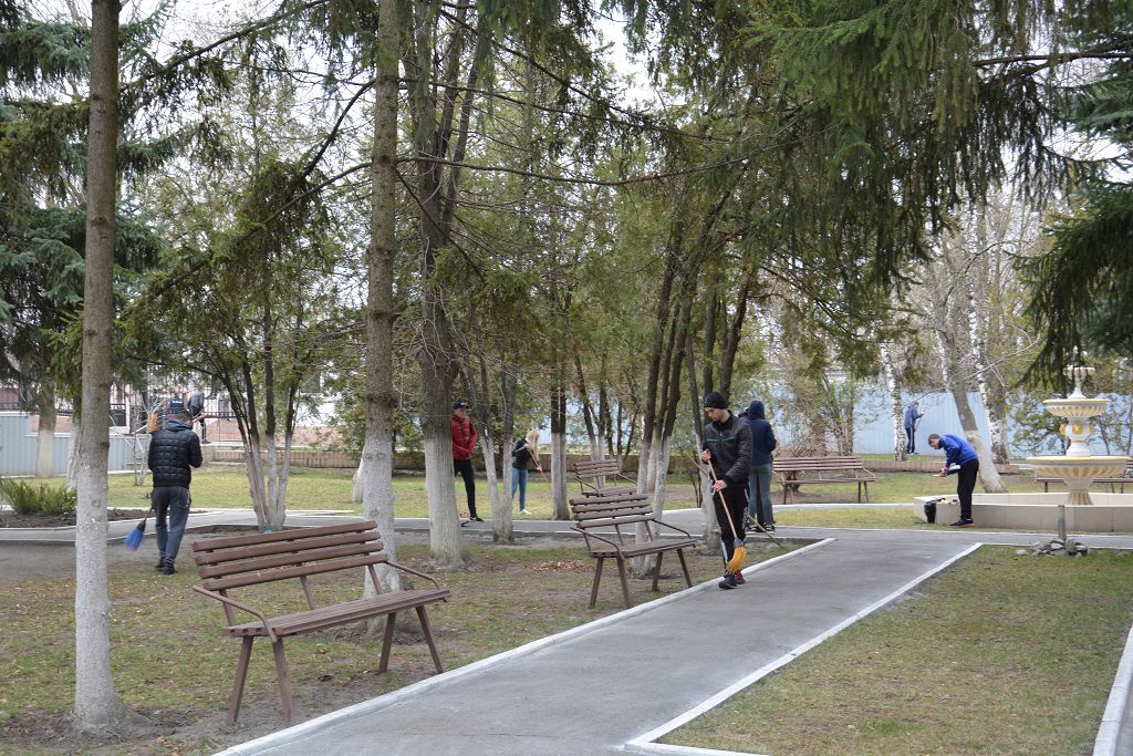 Колектив університету долучився до Всеукраїнського суботника