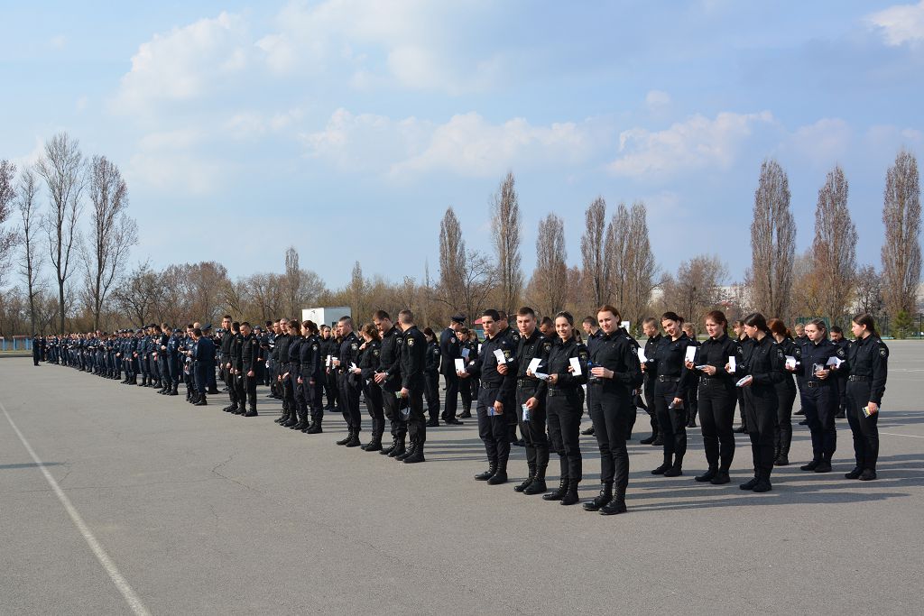 В університеті проведено стройові огляди