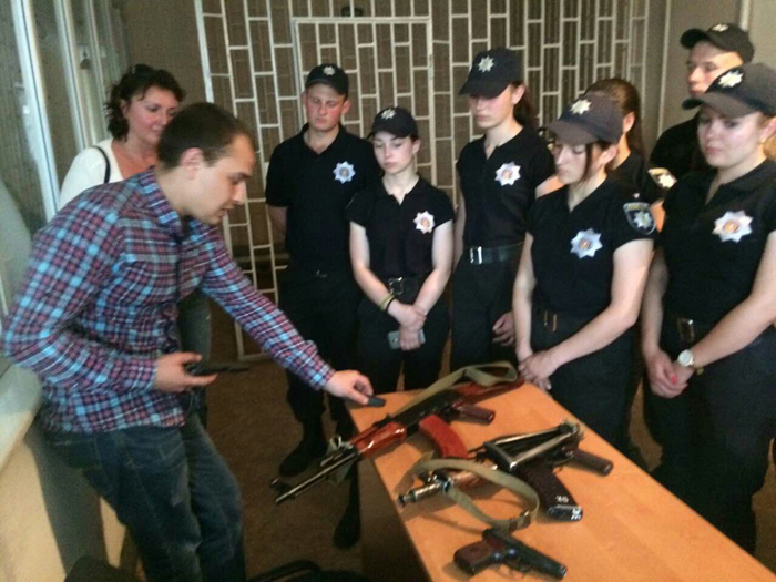 Взаємодія з практичними підрозділами Національної поліції 