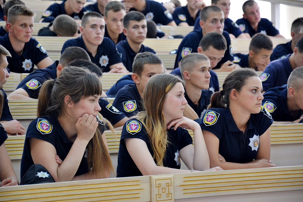 Відеолекторій для курсантів до Дня Конституції України