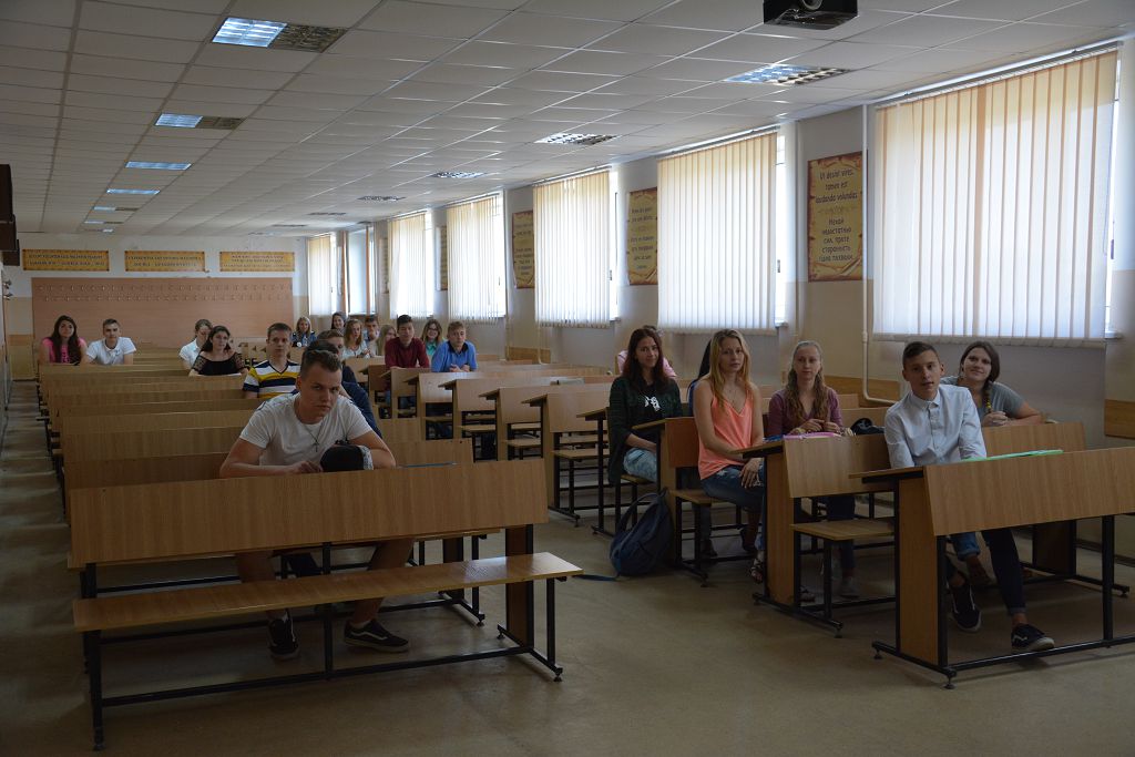 В університеті проводиться творчий конкурс для абітурієнтів факультетів № 3 та № 4