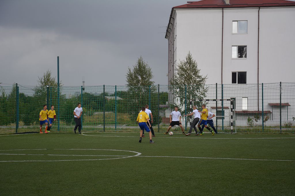 В університеті розпочалися спортивні змагання