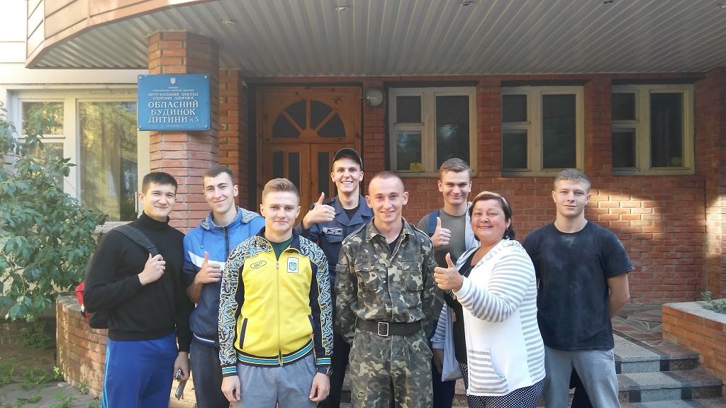 Курсанти університету надали допомогу вихованцям Харківського обласного будинку дитини № 3