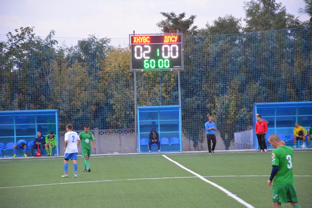 2:0. І знову перемога футбольної команди ХНУВС!