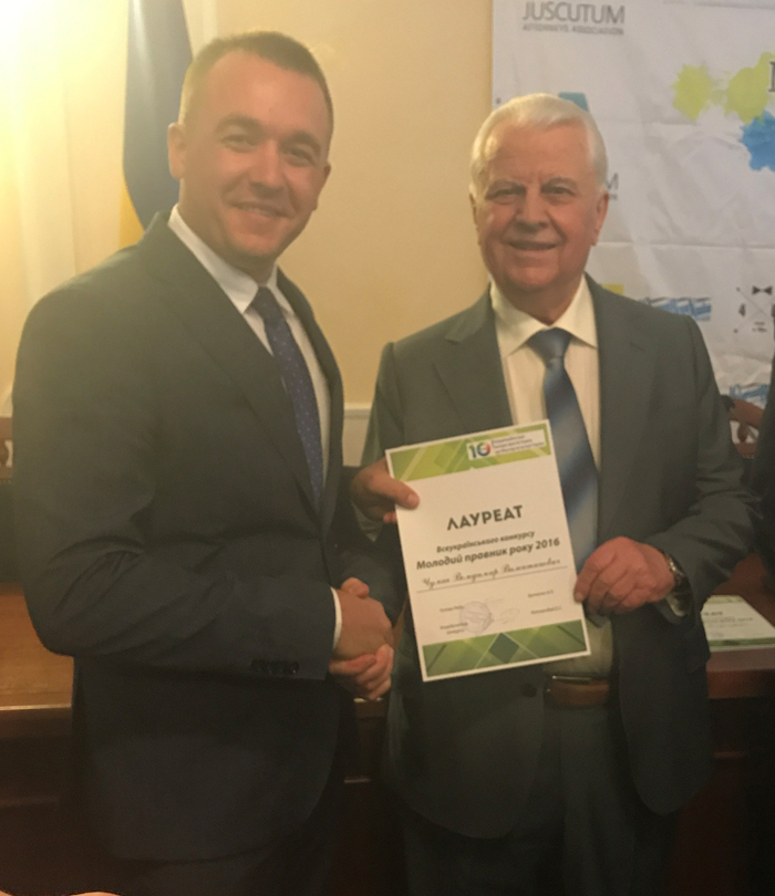 Володимир Чумак увійшов до п’ятірки найкращих молодих науковців за підсумками 2016 року