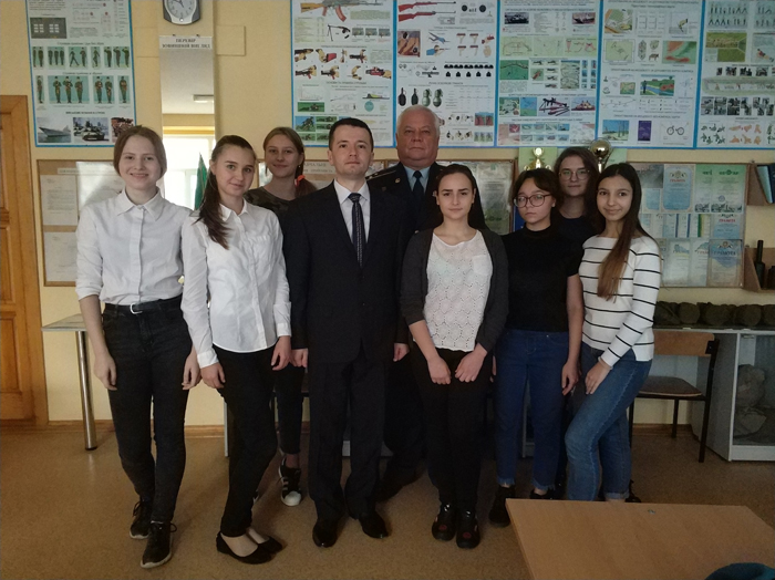 Профорієнтаційна робота з учнями Харківського ліцею № 107