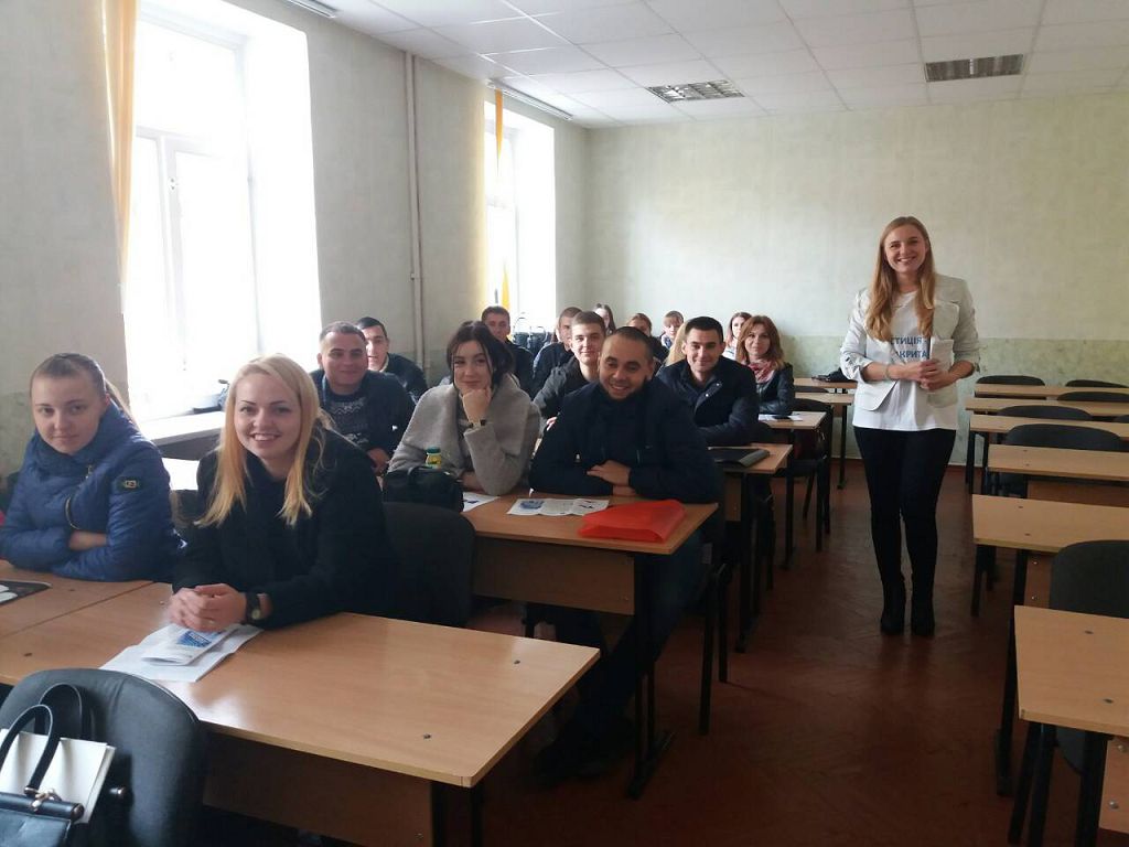 Працівники Головного територіального управління юстиції провели заняття для студентів Сумської філії ХНУВС