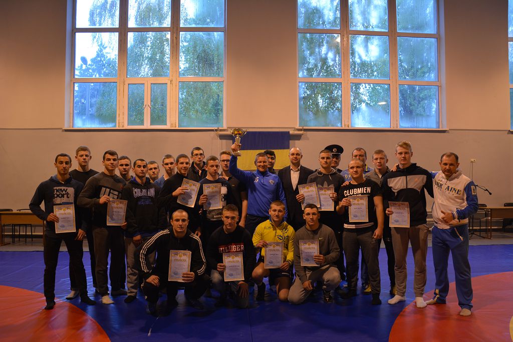 Перше місце у змаганнях із боротьби самбо виборов факультет №2