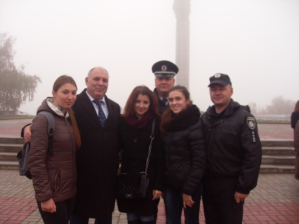 Представники Сумської філії взяли участь у міських заходах до Дня визволення України від нацистських окупантів