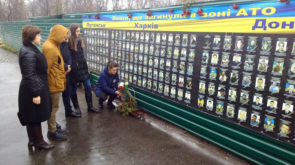 Курсанти університету поклали квіти до пам’ятника Незалежності України