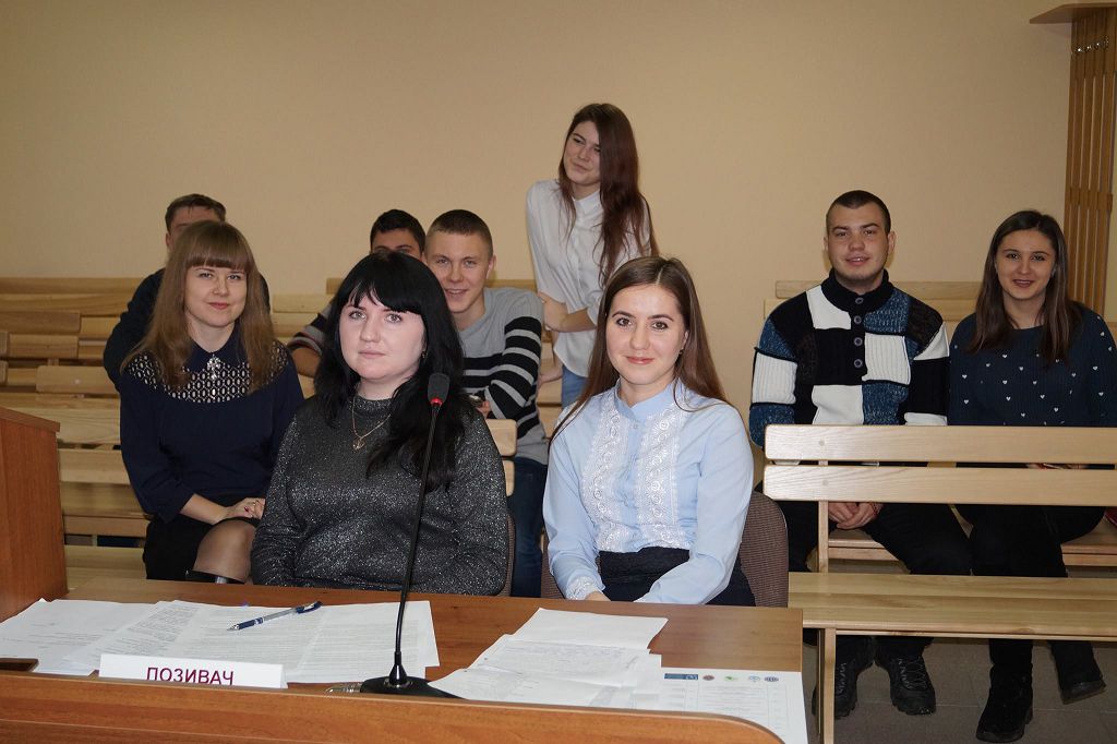 Студенти Сумської філії ХНУВС позмагалися в судовому засіданні зі львівськими студентами