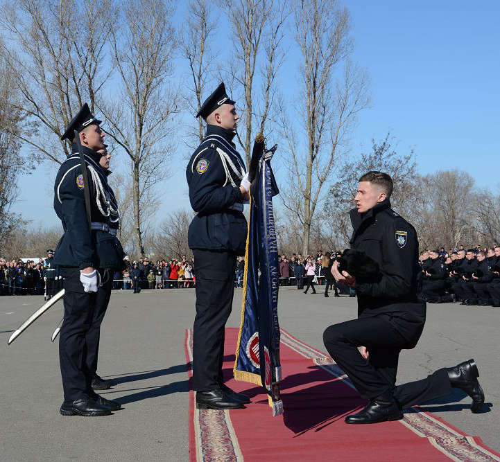 До уваги осіб, які бажають навчатися у вищих навчальних закладах зі специфічними умовами навчання!