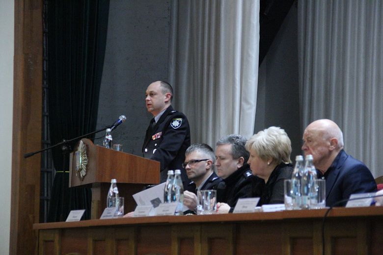 Представники університету взяли участь в обговоренні питань протидії  кіберзалежності неповнолітніх