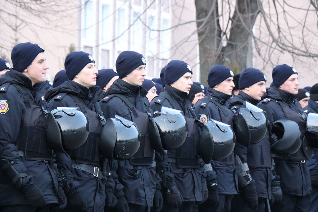 Особовий склад університету забезпечує публічний порядок та безпеку під час проведення футбольного матчу