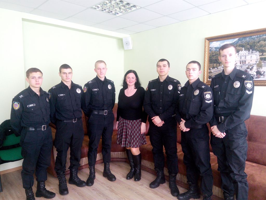 Молодші командири перших курсів університету набувають управлінських якостей