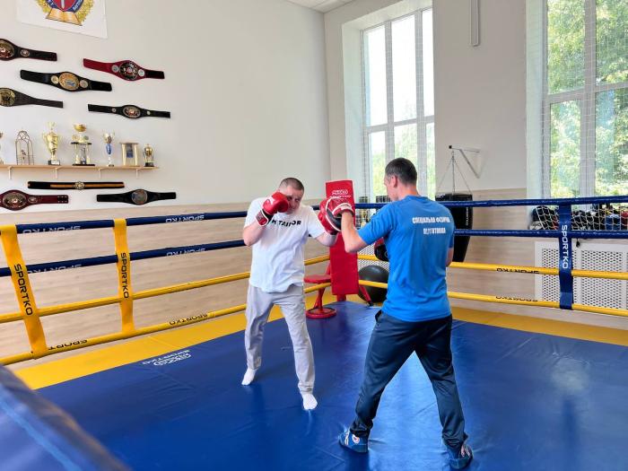 Тренування ветеранів війни від майстрів спорту університету