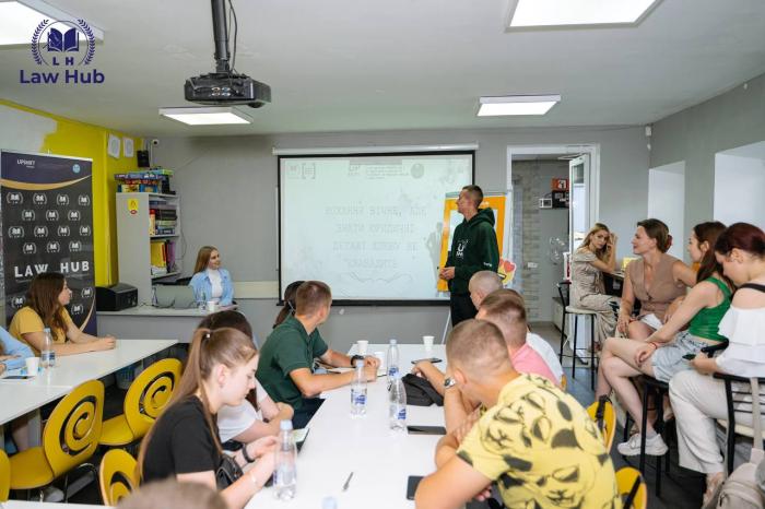 Курсанти університету організували черговий правопросвітницький тренінг для молоді Вінниччини