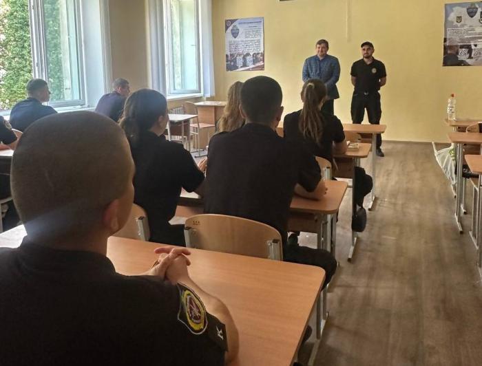 Обговорення кримінальних правопорушень проти громадського порядку та моральності