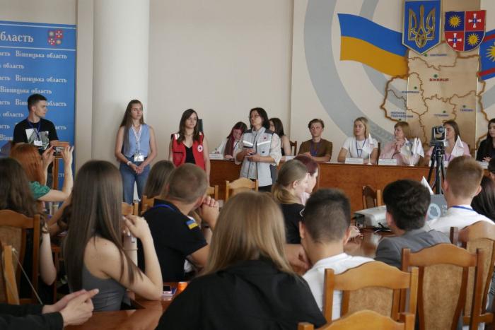 Курсанти ХНУВС долучаються до побудови молодіжної політики у Вінницькій області