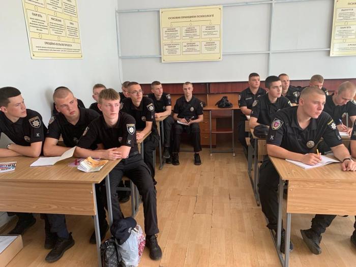 Національно-патріотичне виховання молоді