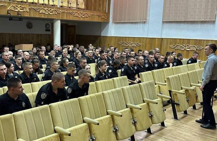 Кураторська година, присвячена питанням національної безпеки України