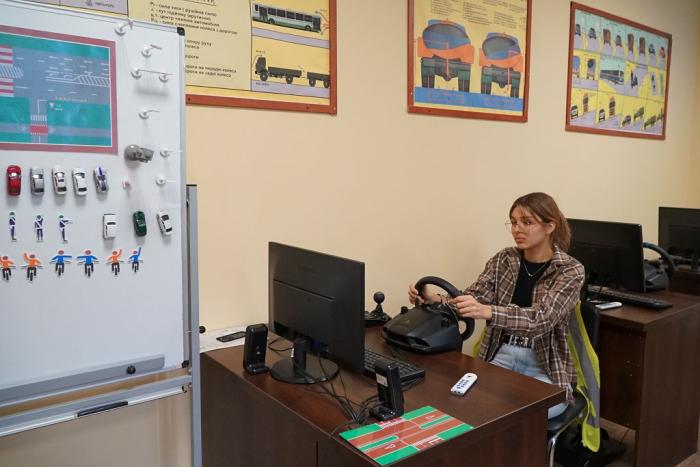 Слухачка Автошколи для осіб з інвалідністю Анастасія Шудрова: «Я впевнена, що незабаром отримаю водійське посвідчення»