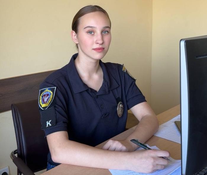 Курсантка ХНУВС Олена Журавська стала єдиною представницею України, робота якої опублікована у міжнародному виданні «Network-building»