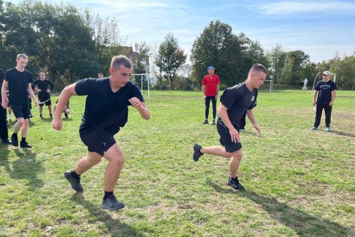 Physical training of university cadets