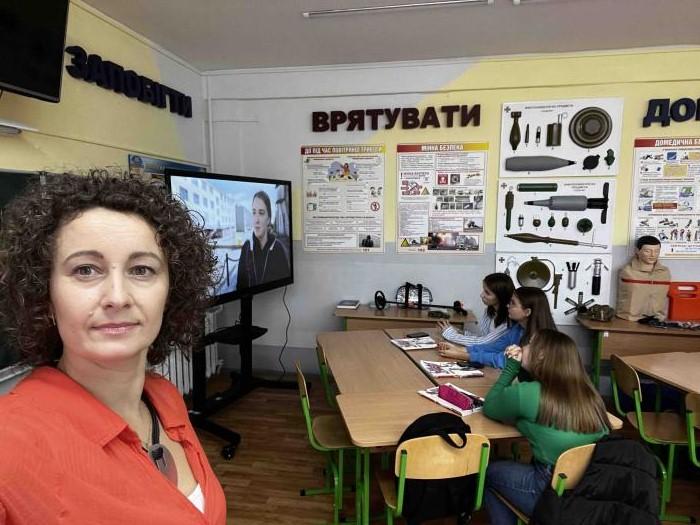 Ліцеїстів Хмельниччини ознайомили з професією поліцейського