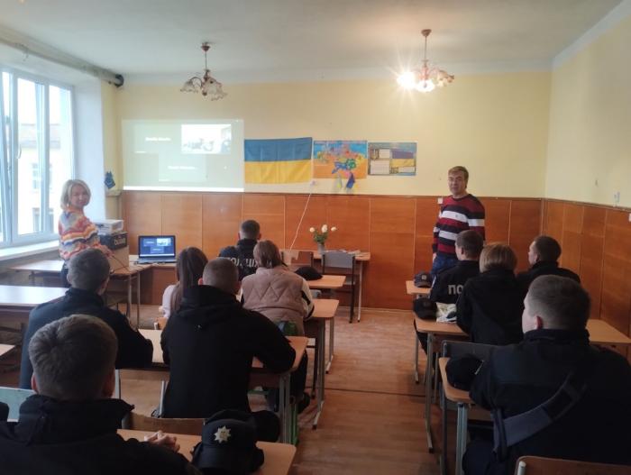 Наукові гуртки – розвиток творчого мислення та наукової самостійності