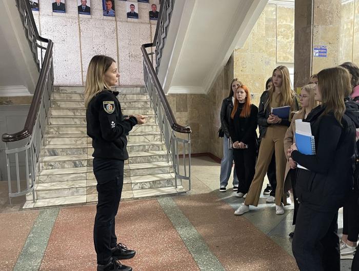 Студентів ознайомили з роботою «Custody Records»