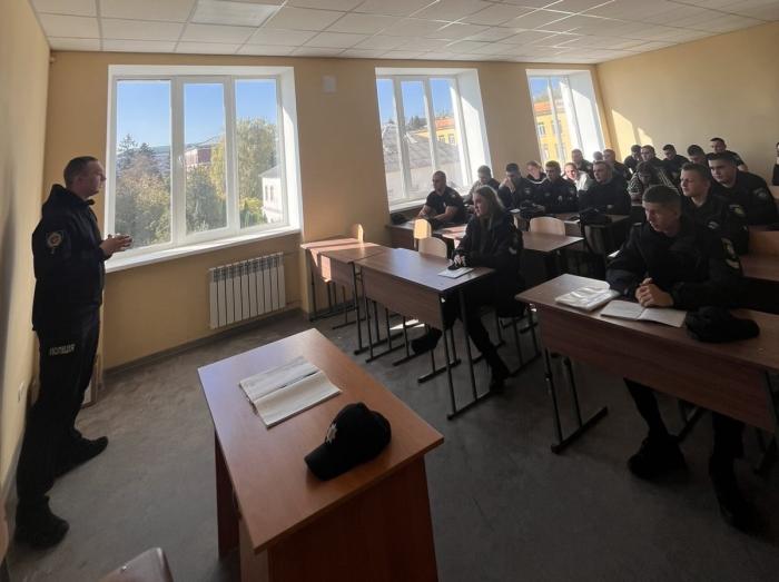 Бінарне заняття з дисципліни «Адміністративне право»