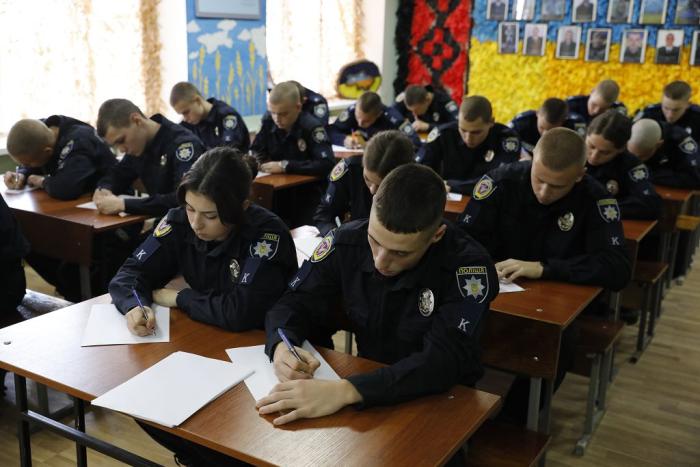 Представники ХНУВС долучилися до написання Радіодиктанту національної єдності